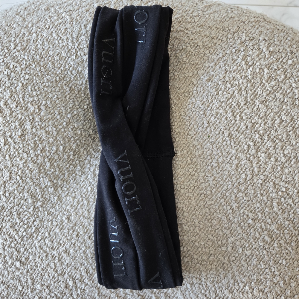 Vuori Black Headband